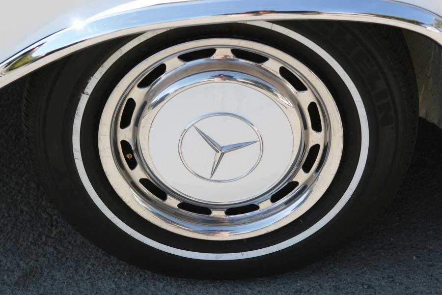  Mercedes-Benz 280 SE 3.5 Cabriolet 1971 года  (фото 77 из 84)
